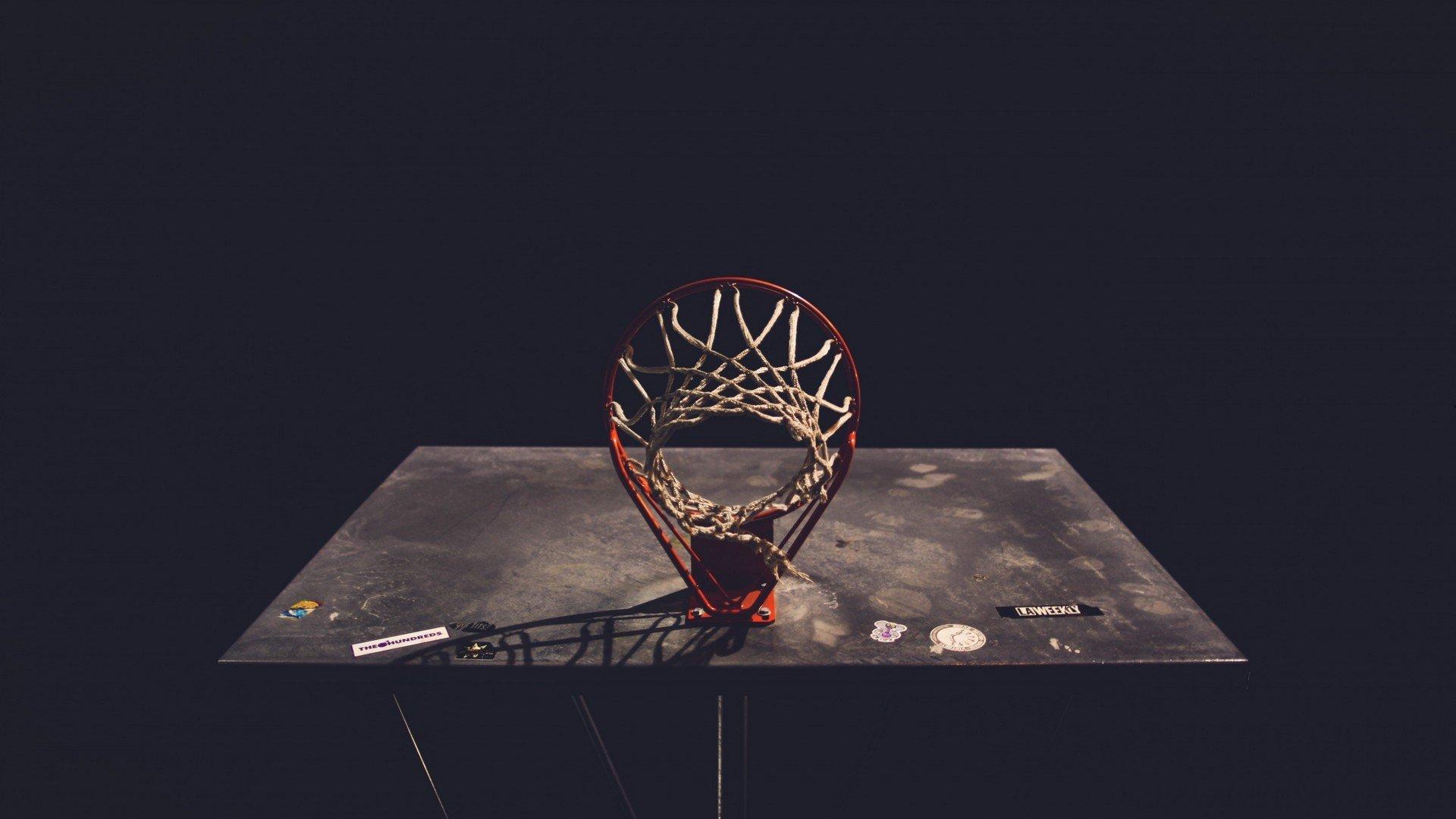 都灵主场力克萨索洛，弗拉希奇点射一锤定音